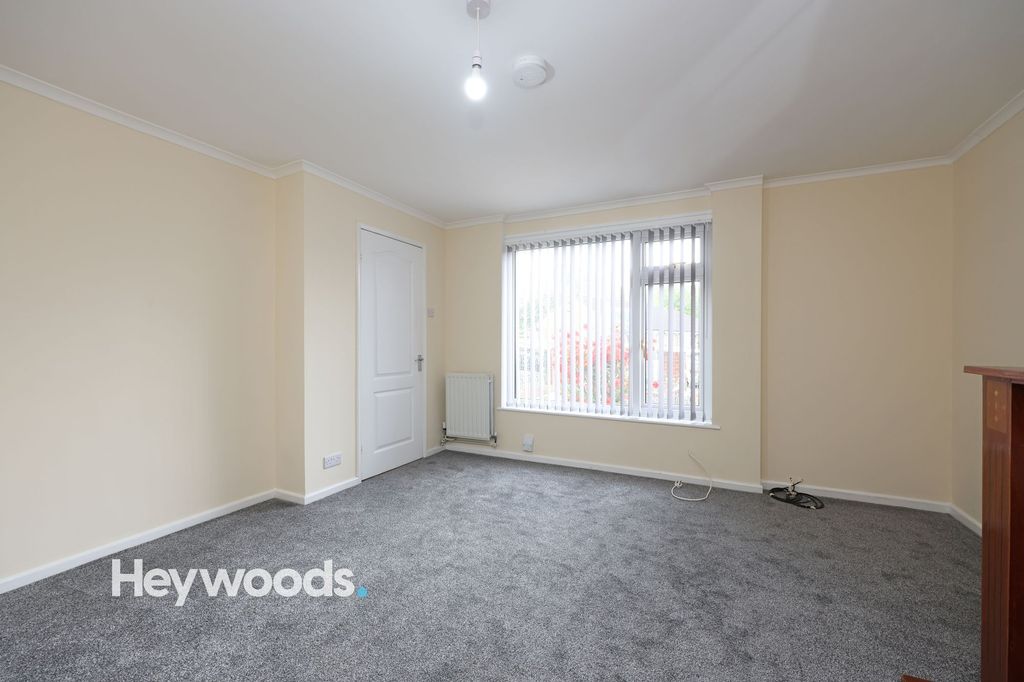 Property photo 3 of 38