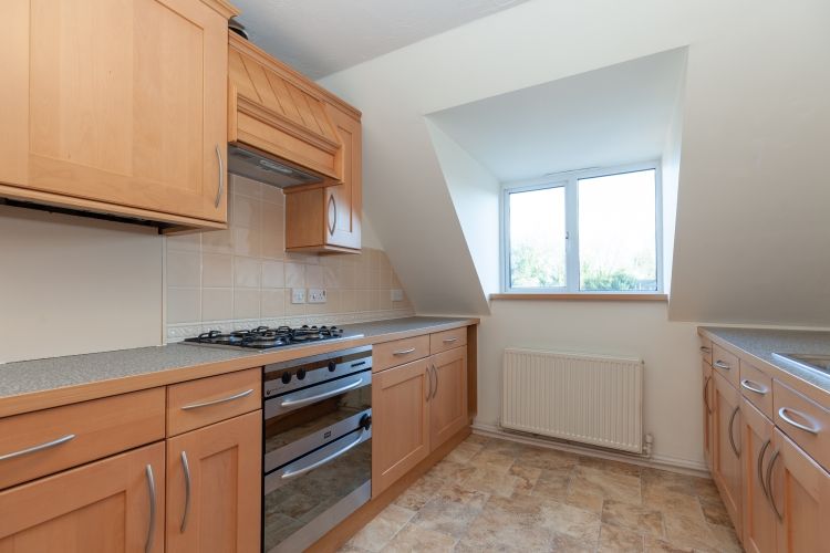 Property photo 2 of 8 213469