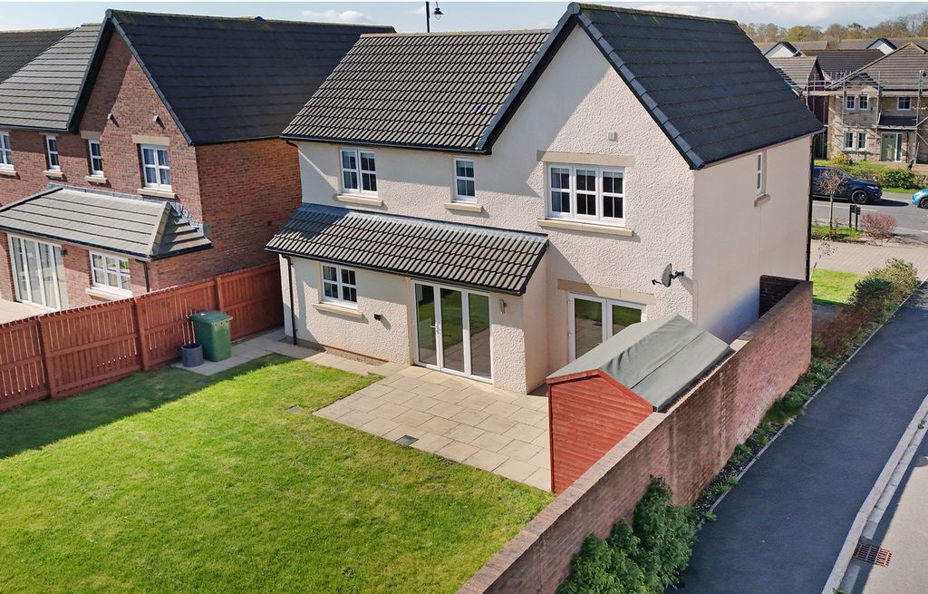 Property photo 3 of 41