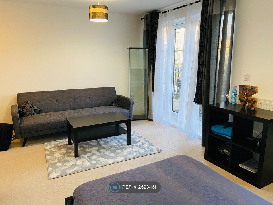 Property photo 2 of 10