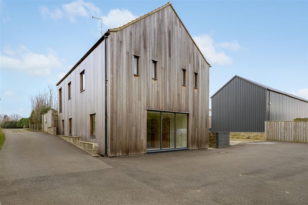 Property photo 3 of 17 Dsc08852.Jpg