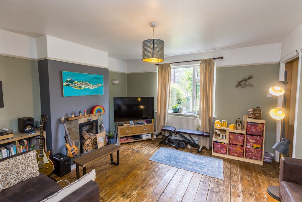 Property photo 2 of 13 Img_0158