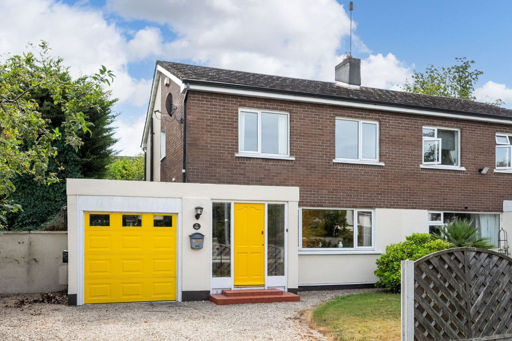 Property photo 1 of 19 Picture No. 04