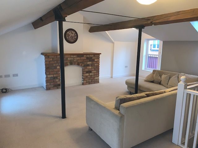 Property photo 3 of 6