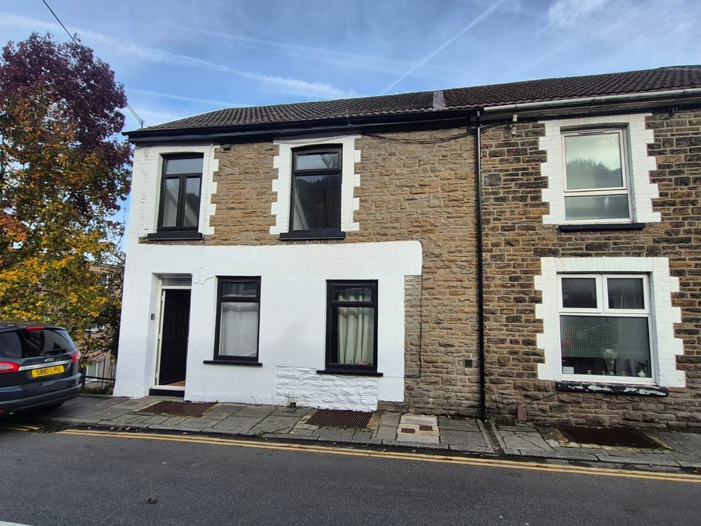 Property photo 1 of 10 Front