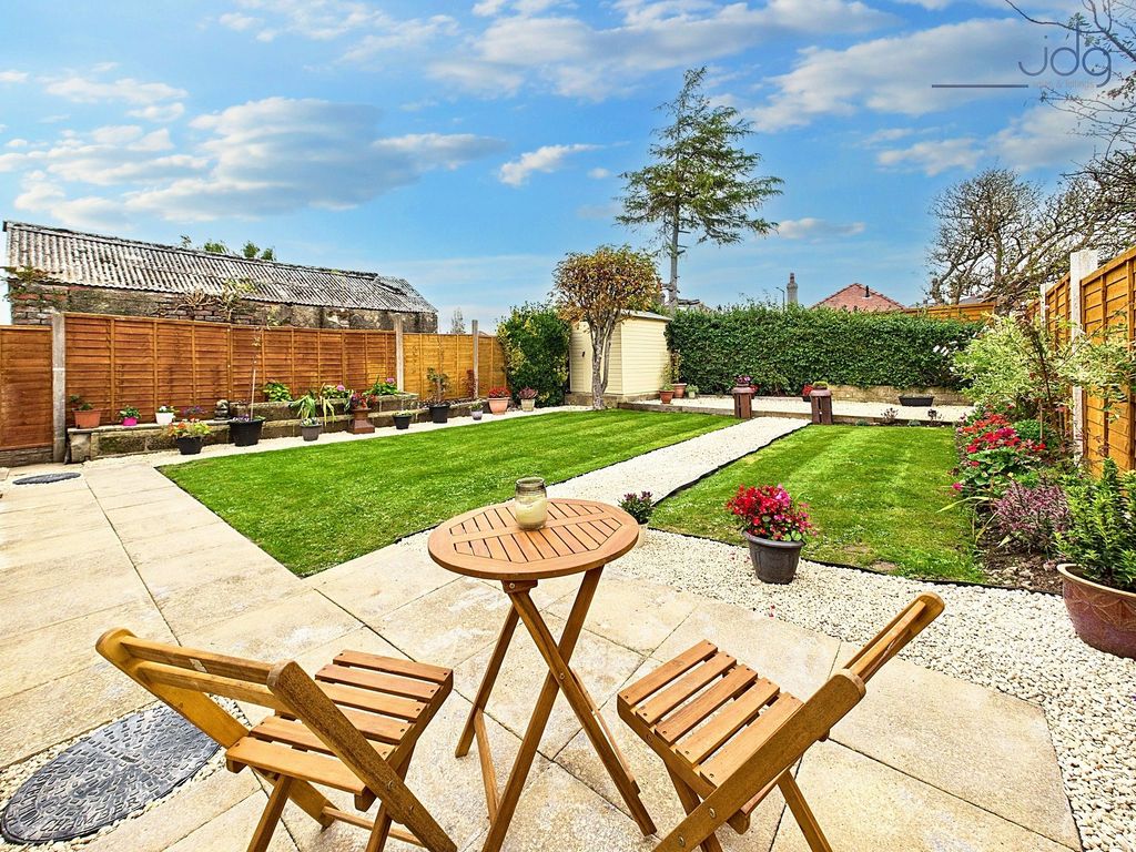 Property photo 2 of 15 Back Garden