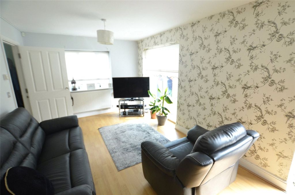 Property photo 3 of 9 Picture No. 09
