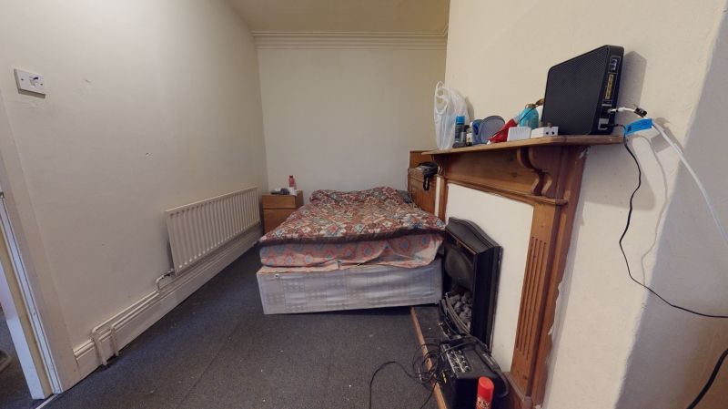 Additional image 5 of 3 bed shared accommodation to rentRoyal Park Avenue, Hyde Park, Leeds LS6