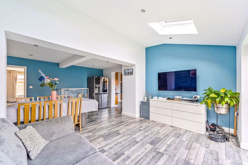 Property photo 3 of 26 Photo 8