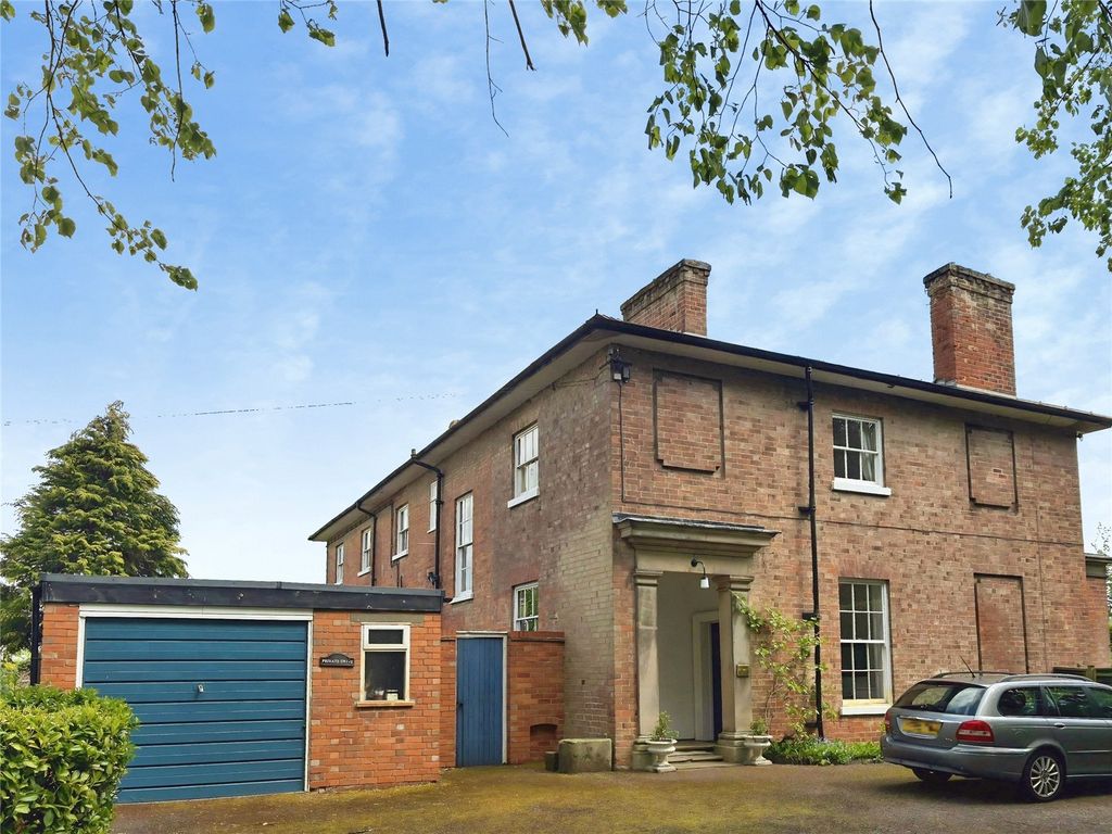 Property photo 1 of 34 Picture No. 50