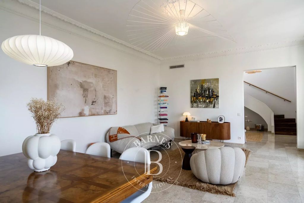 Property photo 3 of 25