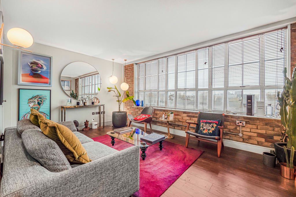 Property photo 1 of 18 Reception Room