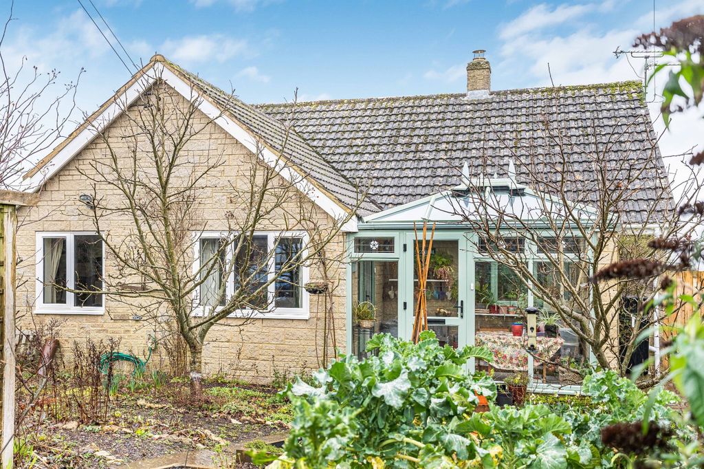 Property photo 2 of 27 Picture No. 38