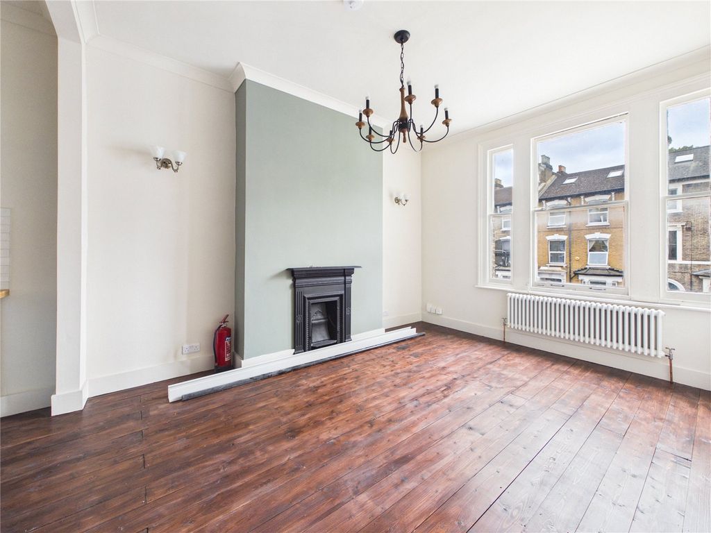 Property photo 2 of 11 Picture No. 01