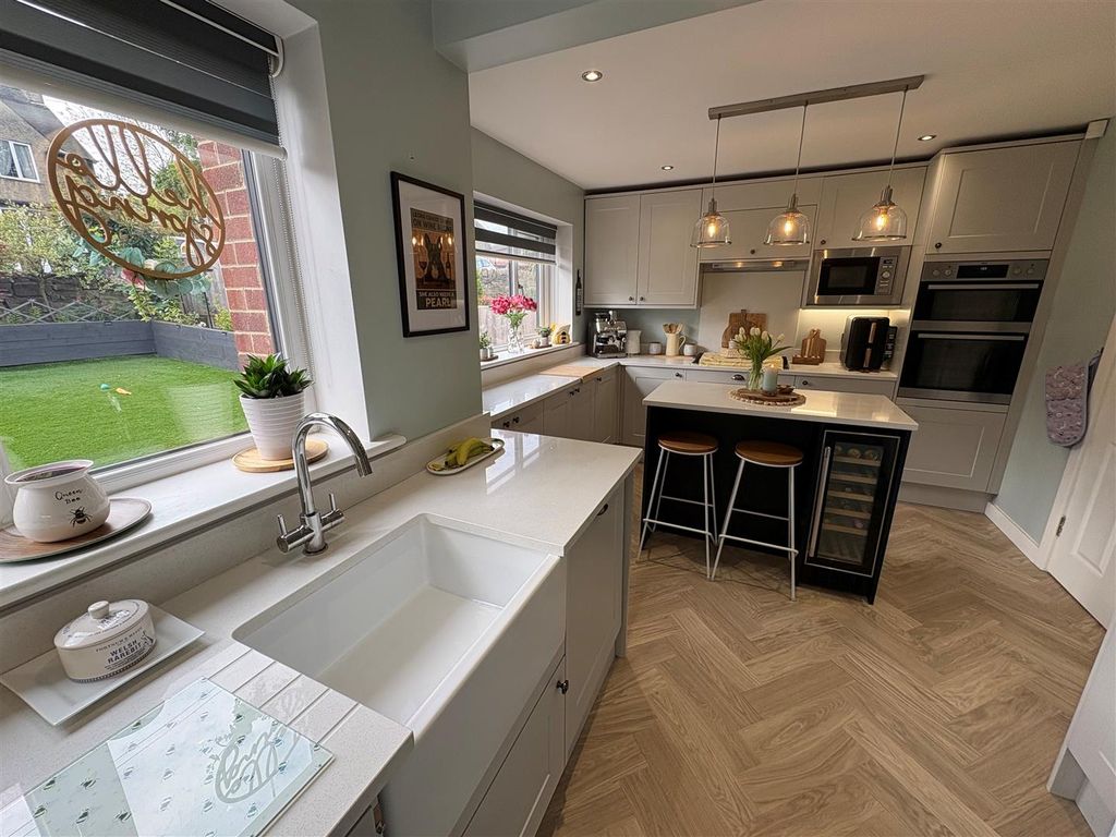 Additional image 8 of 4 bed detached house for saleCornmill Lane, Liversedge WF15