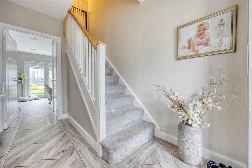 Property photo 2 of 32 52_Cornmill_Rd_Woodilee_Village_008.Jpeg