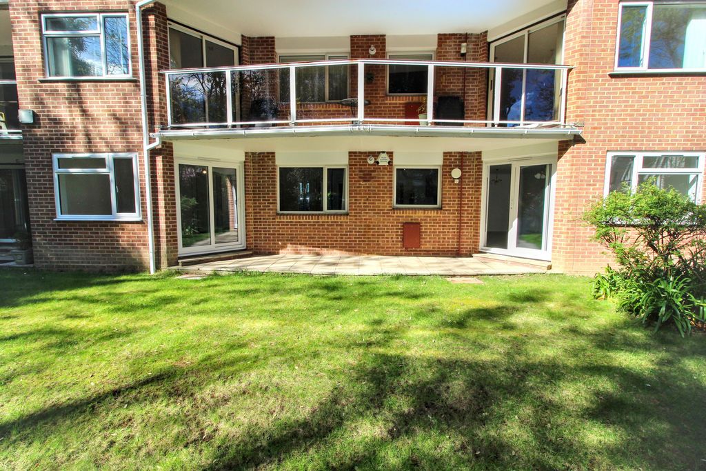 Property photo 2 of 14 Photo 8