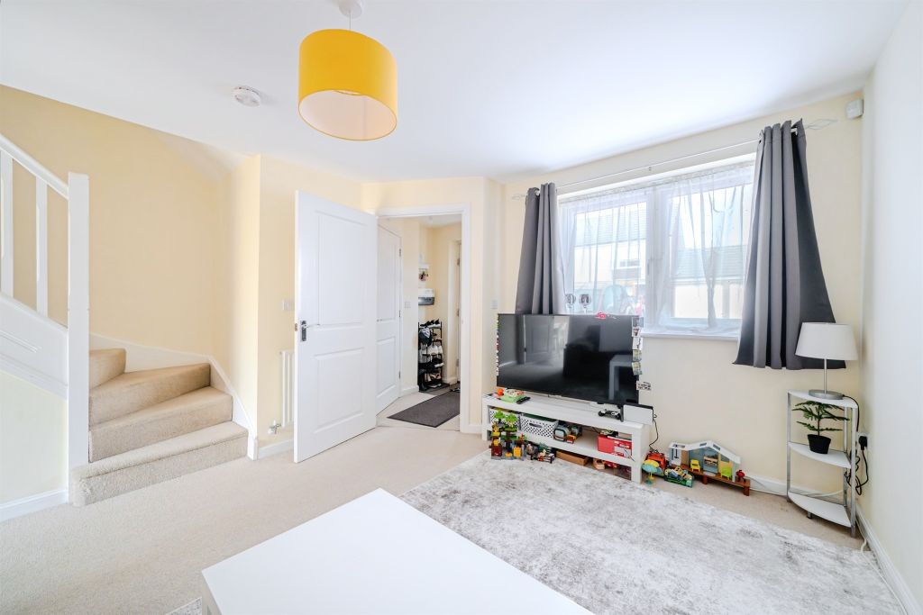 Property photo 3 of 16