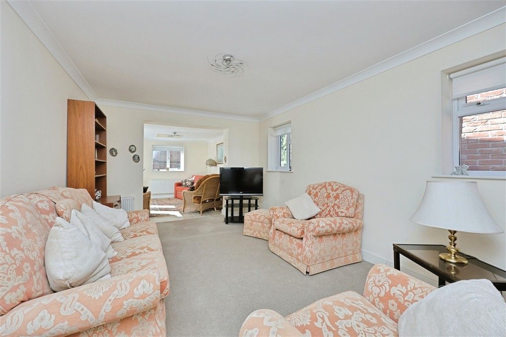 Property photo 2 of 4
