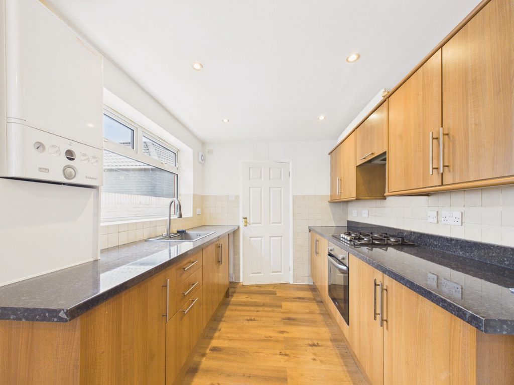 Property photo 2 of 12 5132814