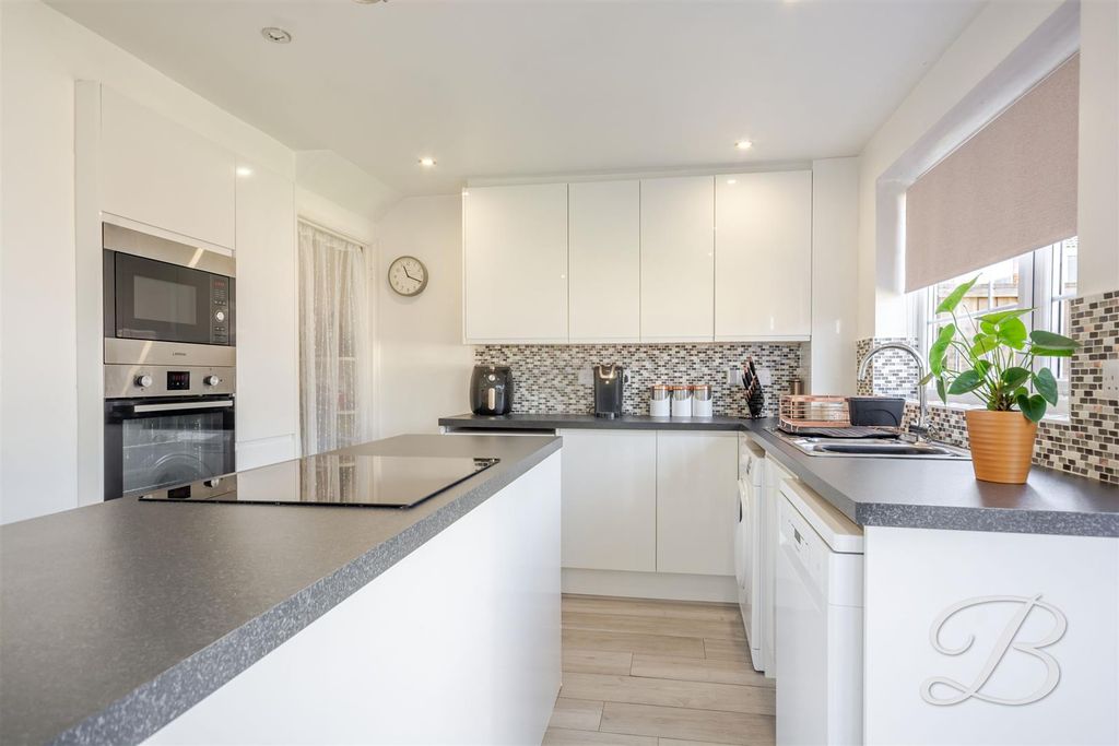 Property photo 2 of 29 Ccltd-2.Jpg