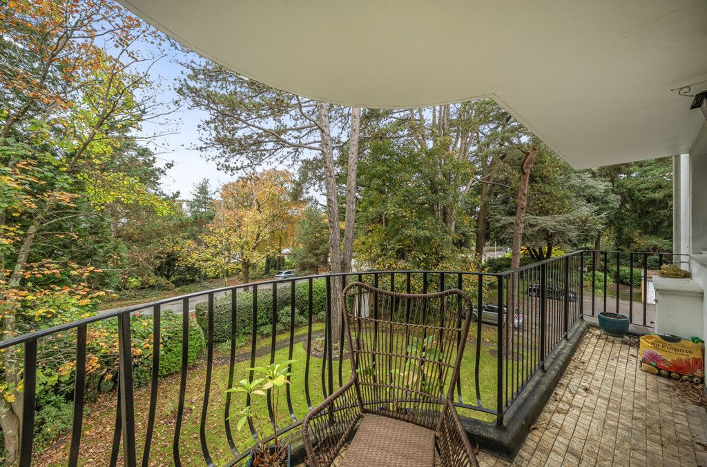 Property photo 3 of 22 Balcony