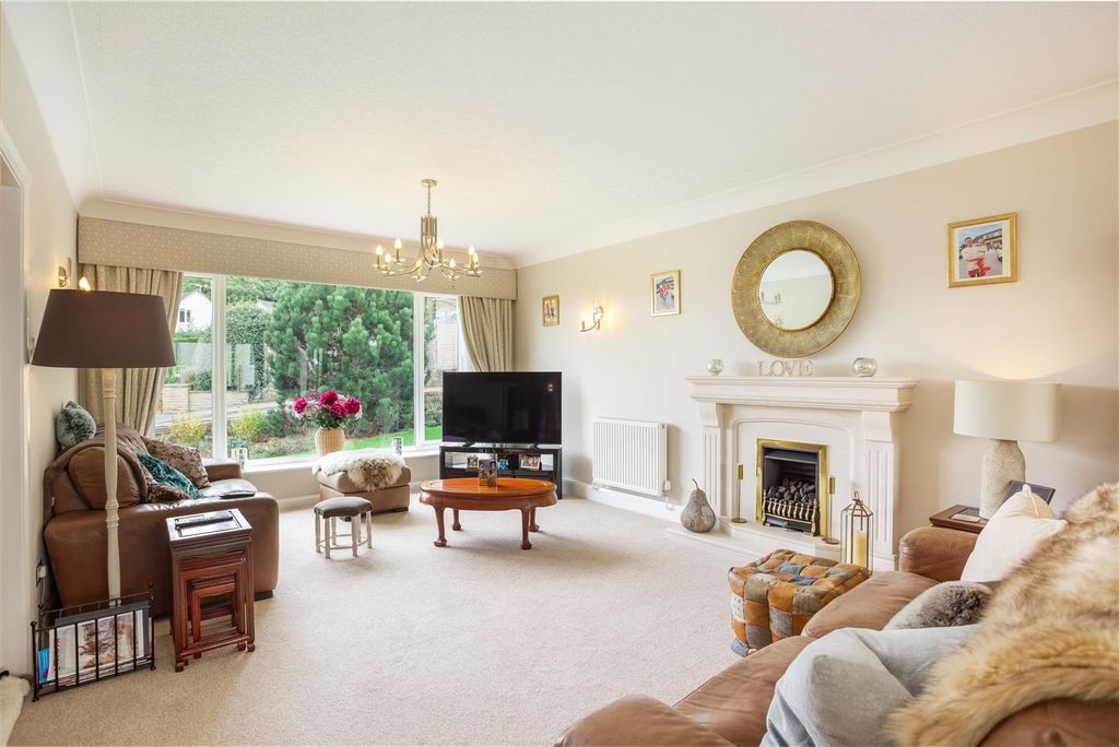 Property photo 3 of 23 00005.Jpg