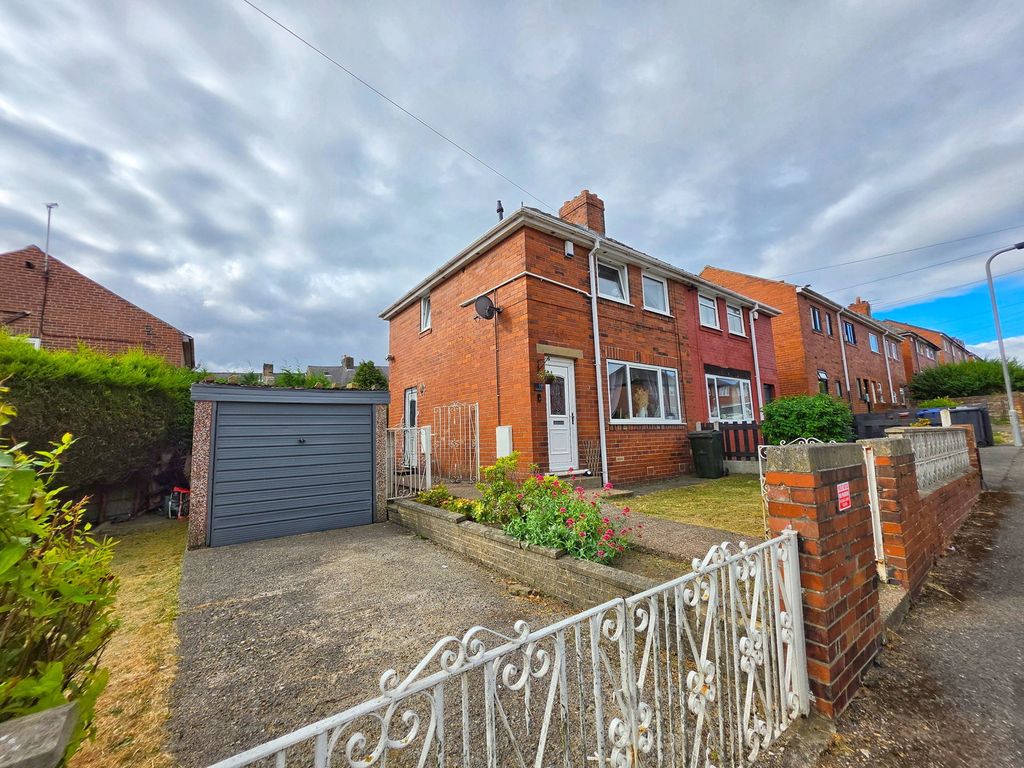 Property photo 1 of 15