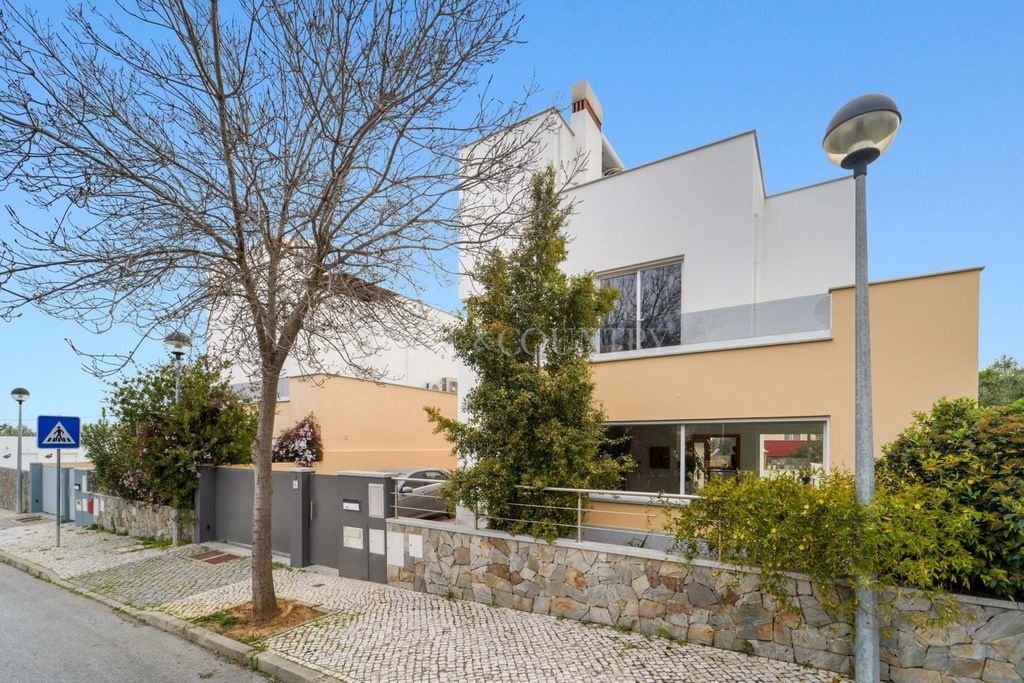 Property photo 1 of 30