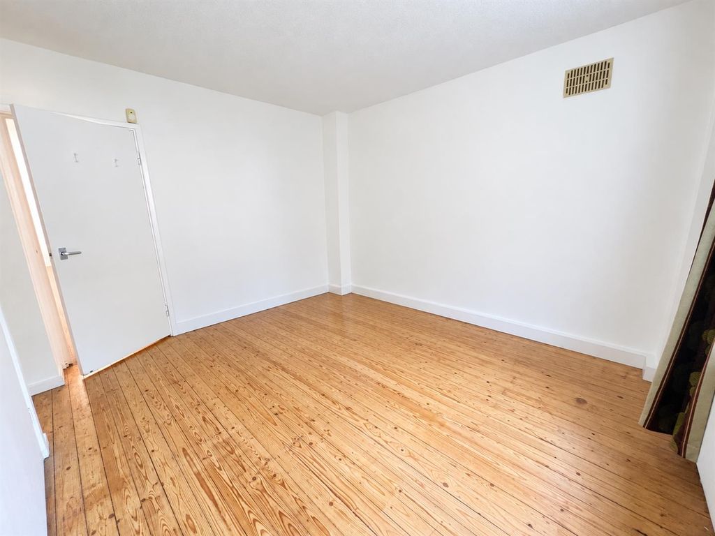 Property photo 3 of 16 Radleigh 2.Png