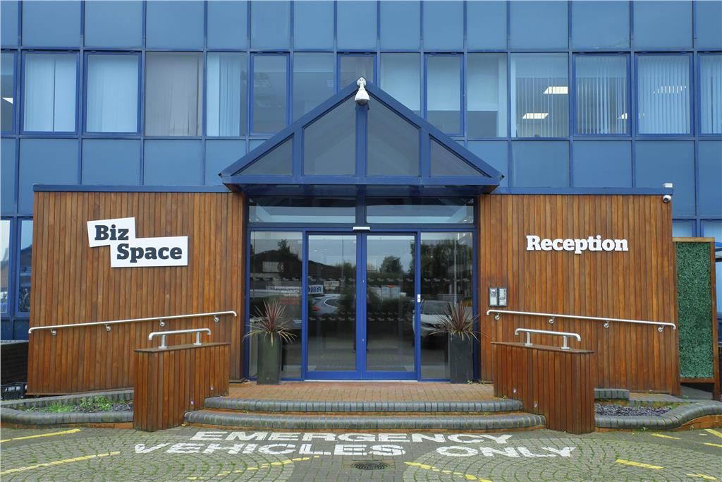 Property photo 1 of 10 Serviced Office To Rent In Brooker Road, Waltham A