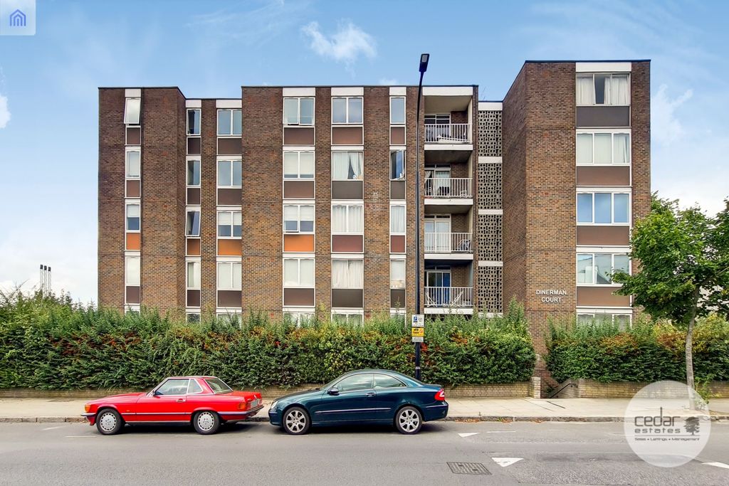 Property photo 2 of 10