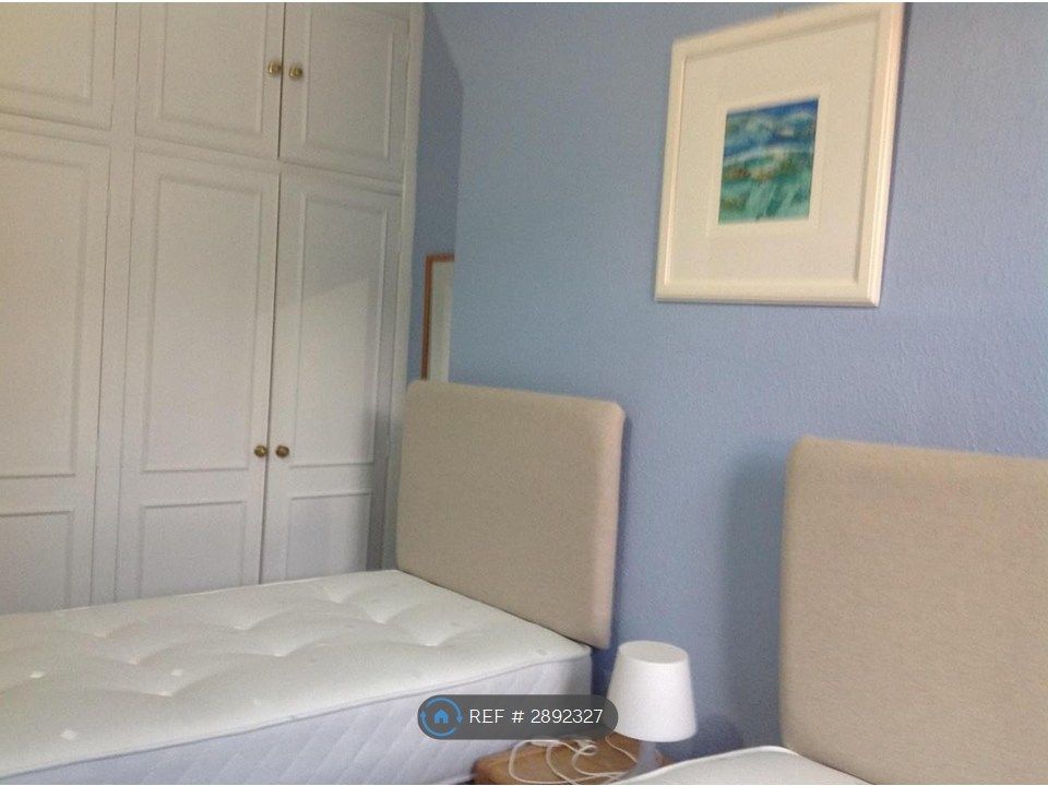 Property photo 2 of 10 Double Bed Room