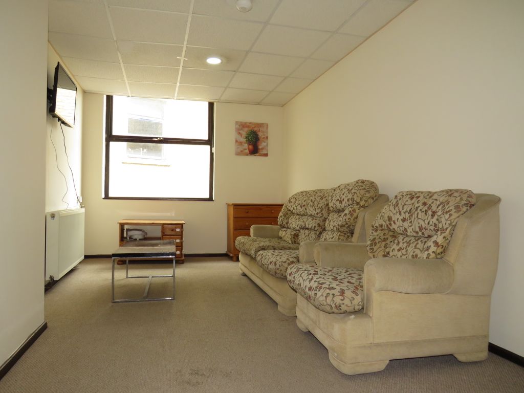 Property photo 2 of 6 Image