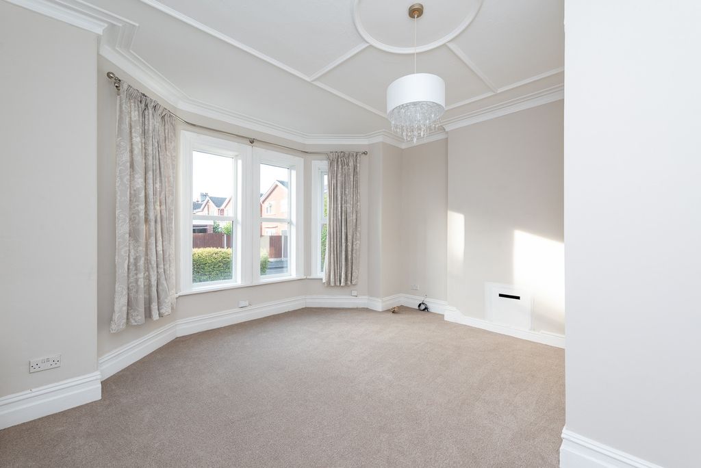 Property photo 3 of 23