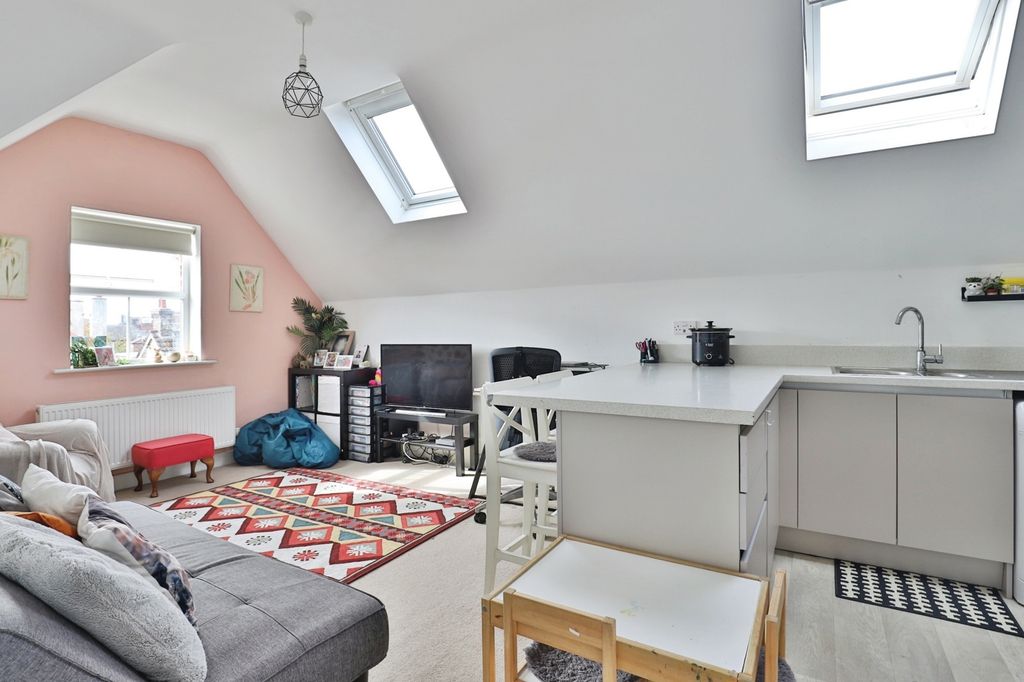 Property photo 1 of 17 Photo