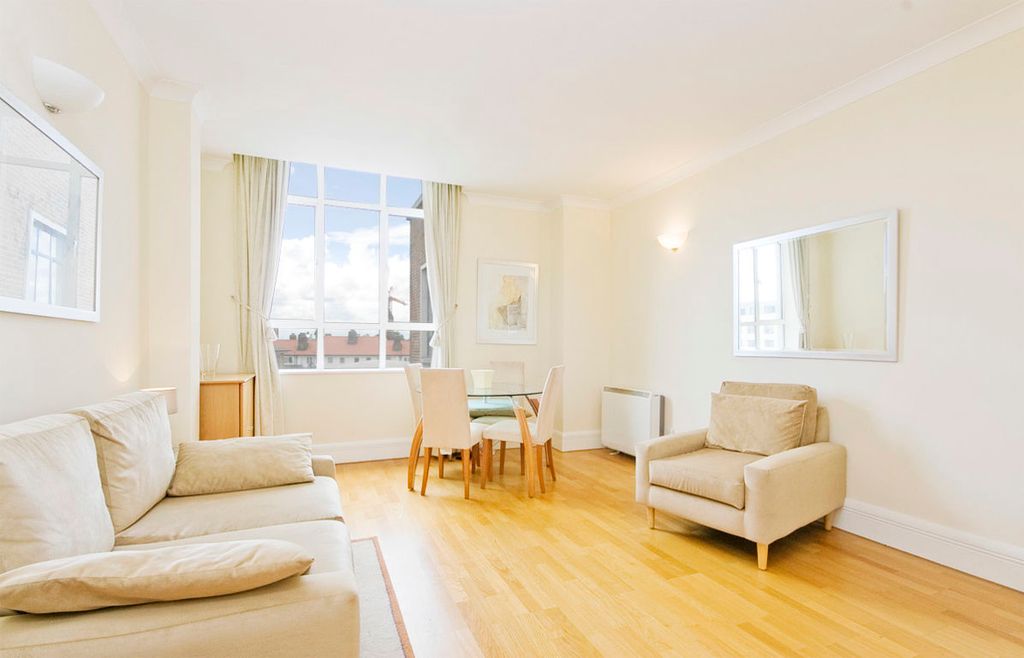 Property photo 1 of 5