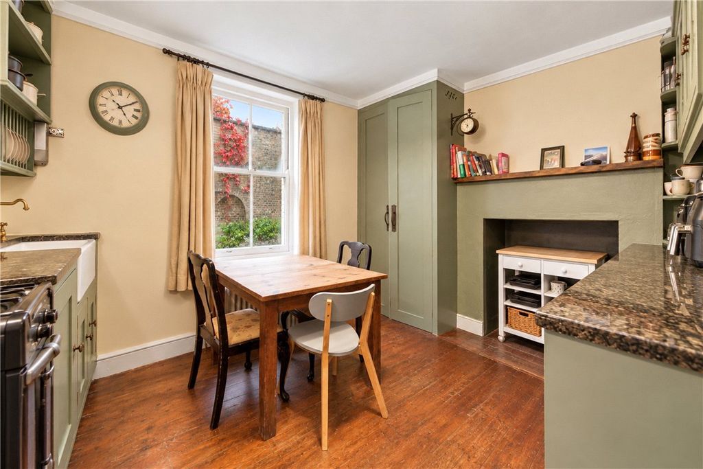 Property photo 2 of 11 Picture No. 06