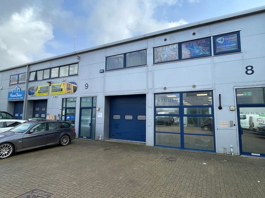 Property photo 1 of 12 Photo 13