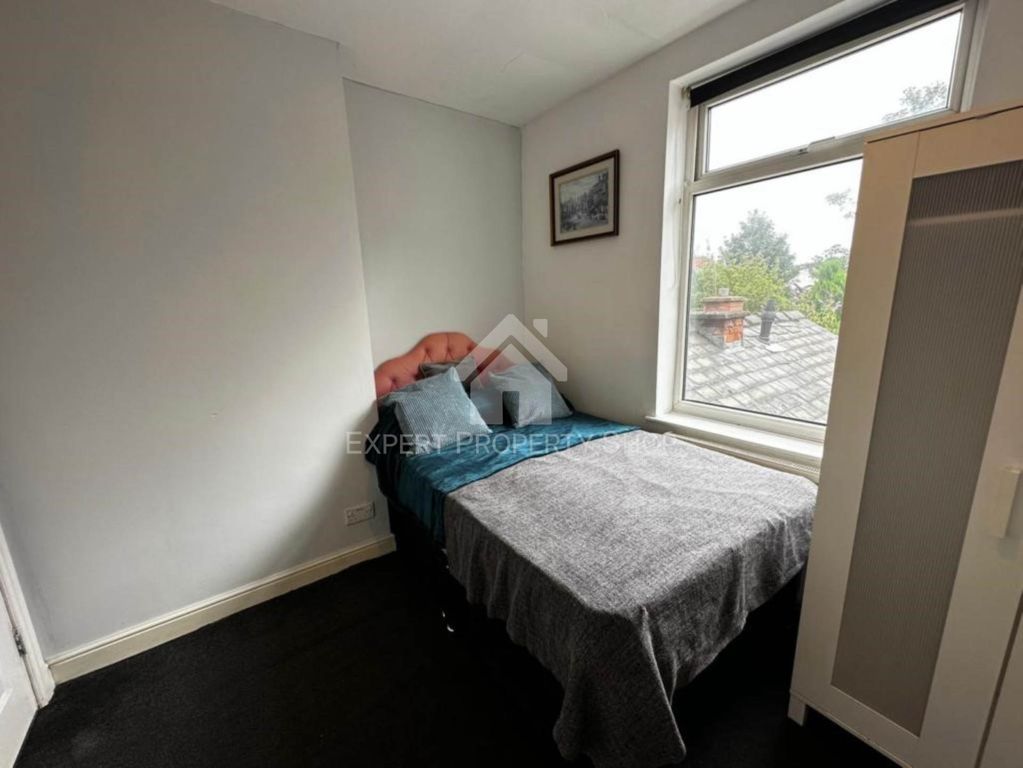 Property photo 1 of 4