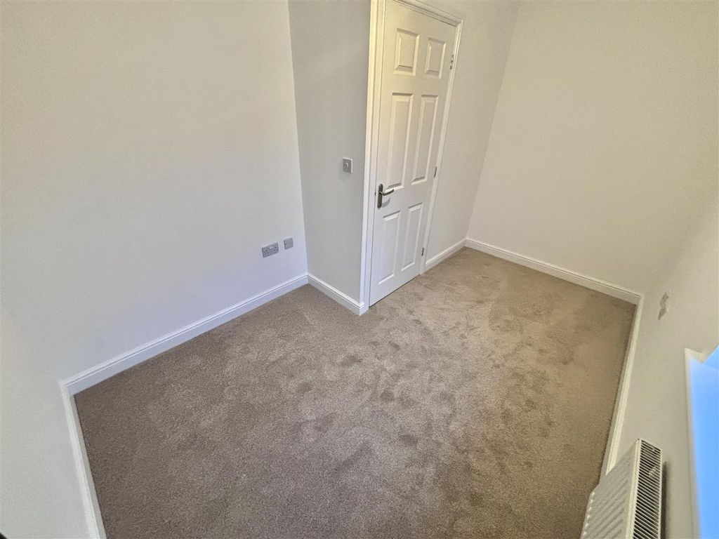 Property photo 3 of 10 Img_9982.Jpg