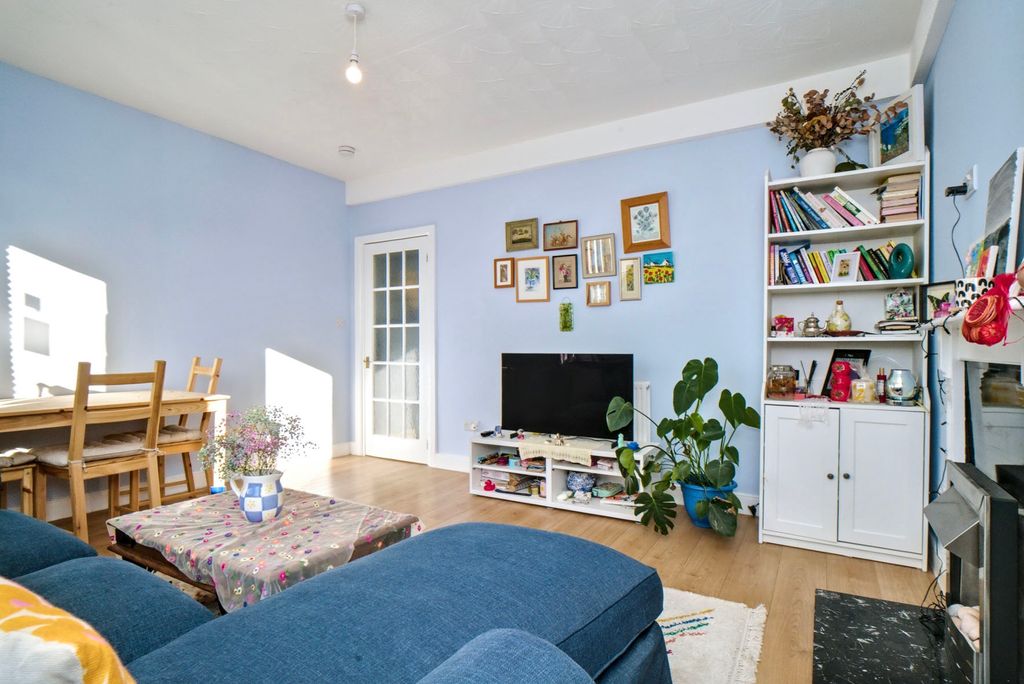 Property photo 3 of 12 Property Image 3