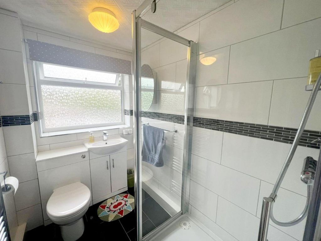 Property photo 3 of 8 Picture No. 05