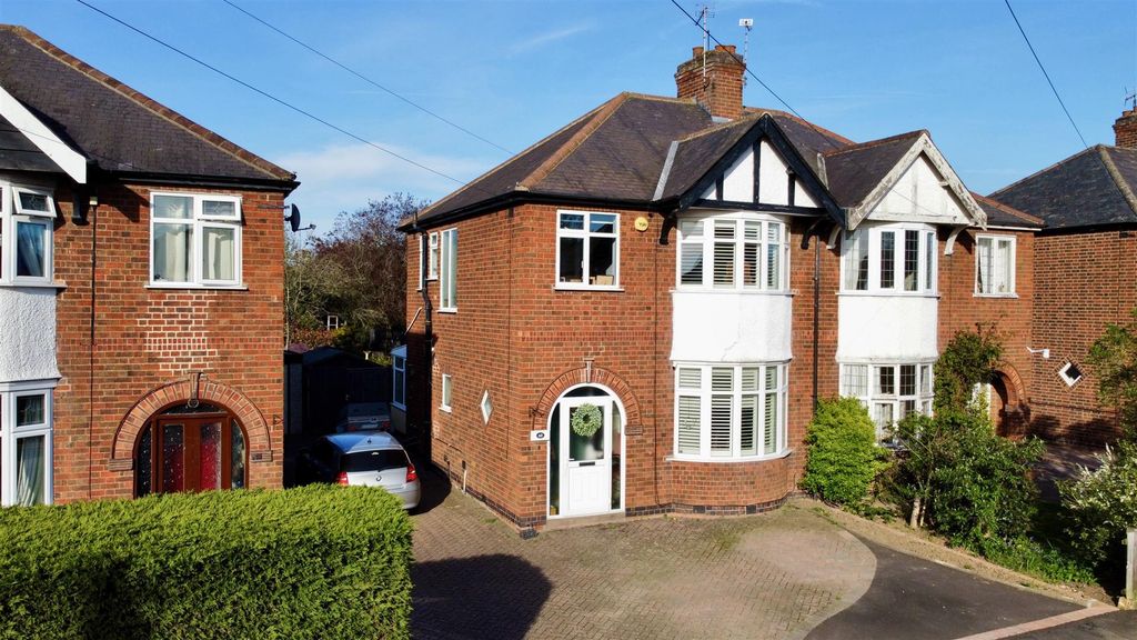 Property photo 1 of 30 1