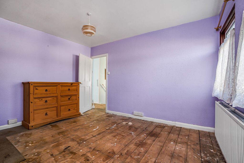 Property photo 3 of 35 Bedroom