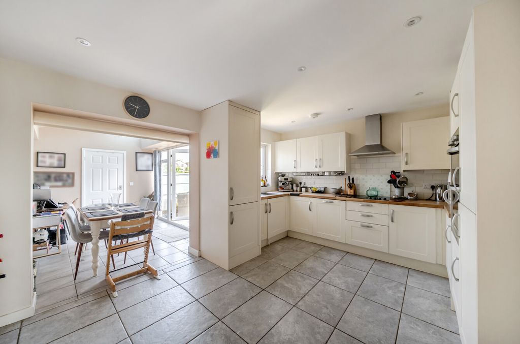 Property photo 3 of 19 Kitchen Dining Famil