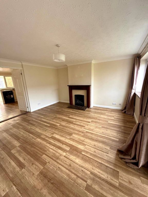 Property photo 2 of 13 Gallery