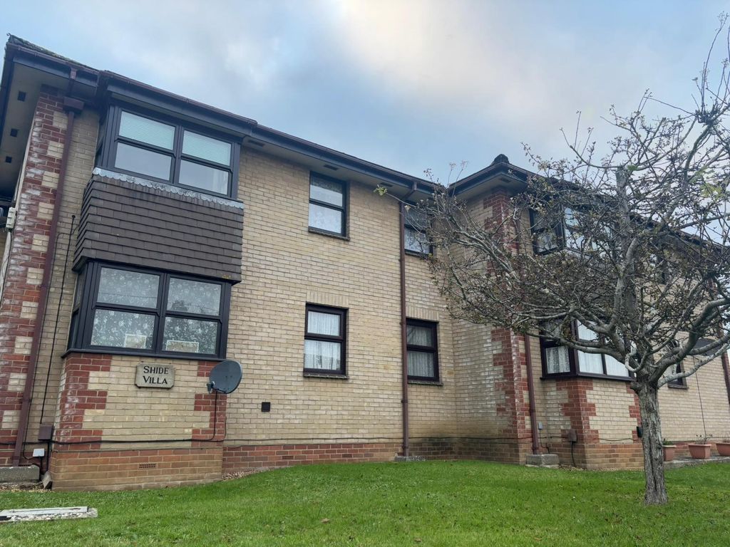 Property photo 1 of 9