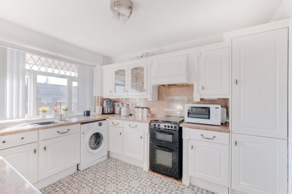 Property photo 2 of 19 Picture No. 07