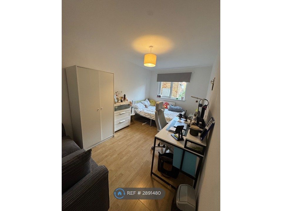 Property photo 3 of 8